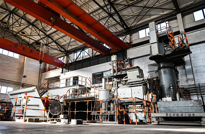 Рана ленты, слоение и пробитый изготовить ядра